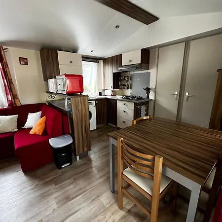 Superbe Mobilehome 3 Ch, Climatise Confort 营地